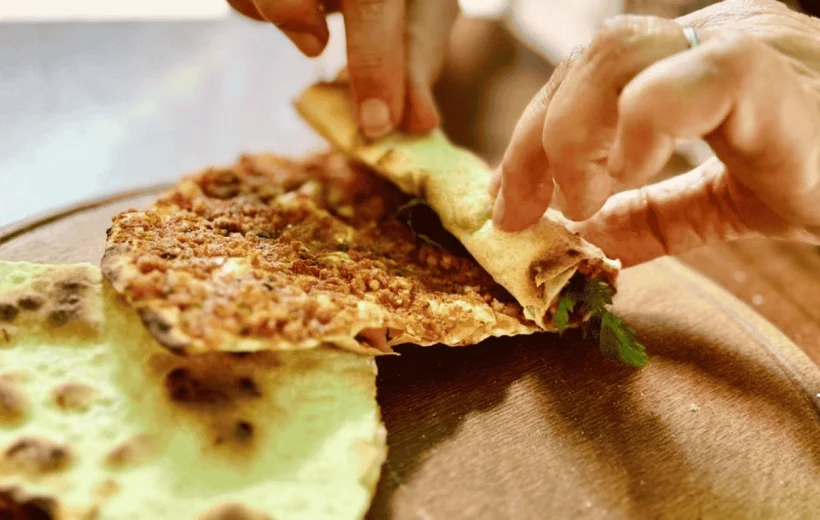 Istanbul: Guided Food Tour with Ferry Ride